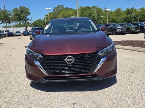 Certified 2024 Nissan Sentra SV FWD image 3