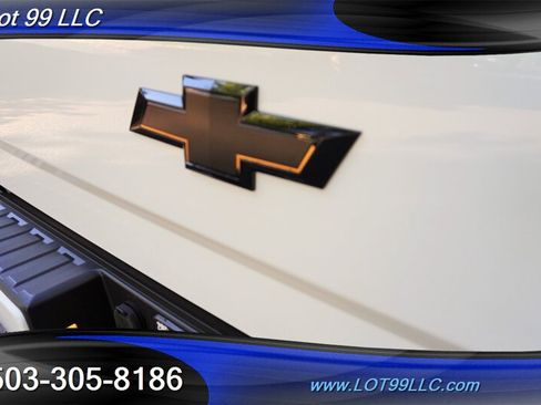 Used 2018 Chevrolet Silverado 1500 LT w/ All Star Edition AWD/4WD image 30