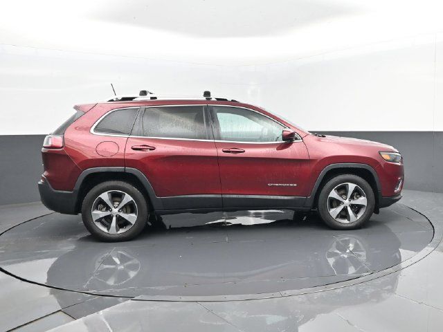 Used 2019 Jeep Cherokee Limited AWD/4WD image 4