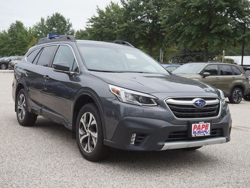 Used 2021 Subaru Outback Limited AWD/4WD image 3