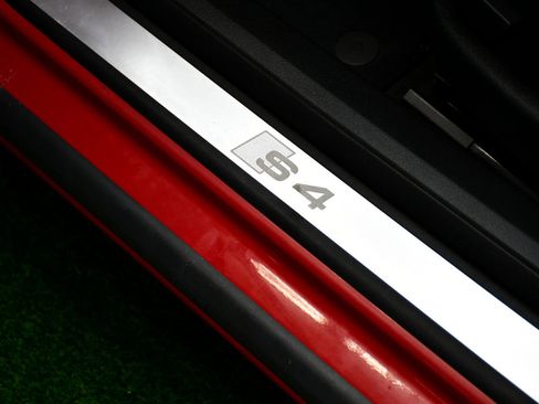 Used 2004 Audi S4 Sedan image 20