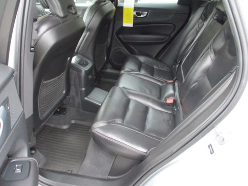 Used 2024 Volvo XC60 T8 Ultimate w/ Protection Package Premier AWD/4WD image 12