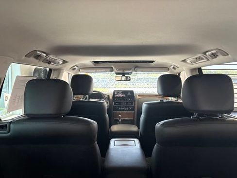 Used 2023 Nissan Armada SL w/ Captain's Chairs Package AWD/4WD image 15