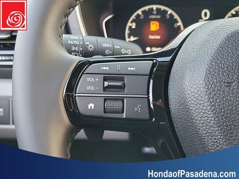 New 2025 Honda Pilot EX-L image 5