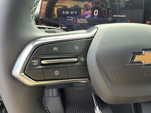 New 2026 Chevrolet Traverse LT w/ Driver Confidence Package FWD image 23