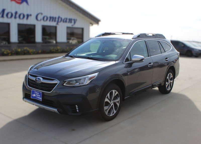 Used 2020 Subaru Outback Touring AWD/4WD image 2