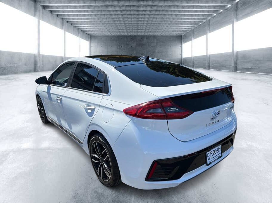 Used 2019 Hyundai Ioniq Limited w/ Ultimate Package 02 FWD image 4