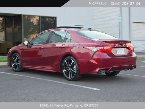 Used 2018 Toyota Camry XSE w/ Driver Assist Package FWD image 8