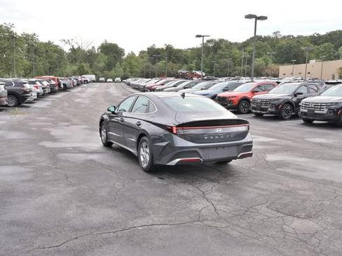 Used 2026 Hyundai Sonata SE FWD image 5
