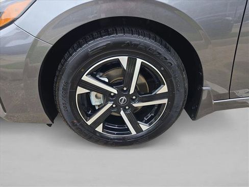 Used 2025 Nissan Sentra SV w/ All-Weather Package FWD image 21