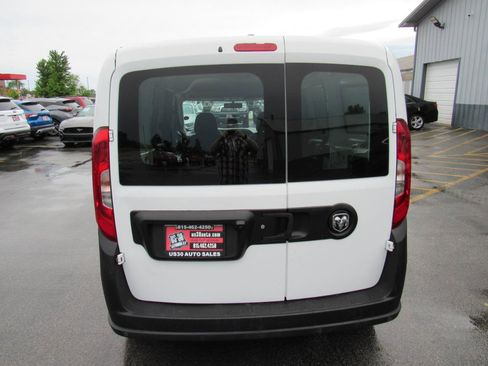 Used 2016 RAM ProMaster City Tradesman w/ Rear Back-up Camera Group FWD image 5
