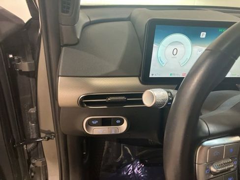 Used 2024 Genesis GV60 RWD image 14