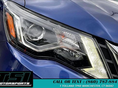 Used 2020 Nissan Pathfinder SV FWD image 27