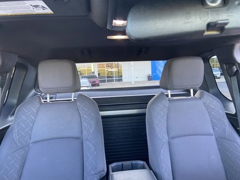 Used 2024 Toyota Tacoma SR image 18