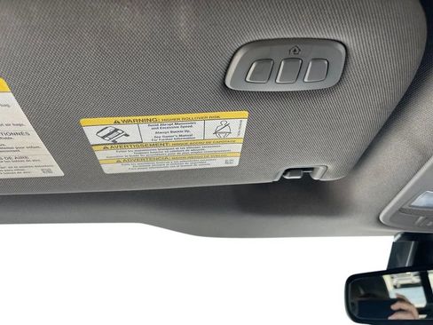 Used 2015 Ford F150 Lariat w/ Equipment Group 502A Luxury AWD/4WD image 34
