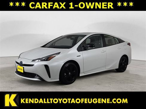 Used 2021 Toyota Prius image 1