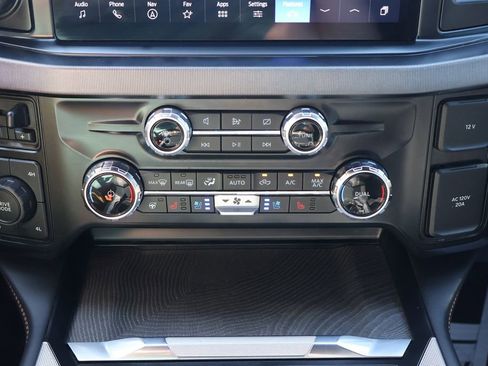 Used 2024 Ford F250 Platinum AWD/4WD image 15