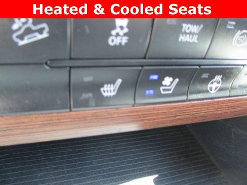 Used 2017 RAM 2500 Laramie w/ Off Road Package image 17