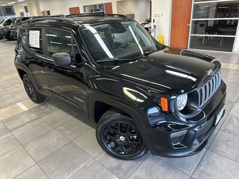 Used 2022 Jeep Renegade Latitude w/ Convenience Group AWD/4WD image 10