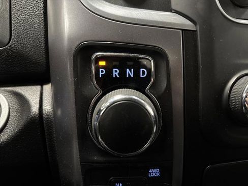 Used 2022 RAM 1500 Classic SLT image 19