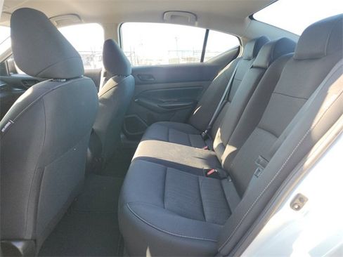 Certified 2024 Nissan Altima 2.5 S image 10