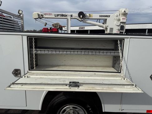 Used 2021 Ford F350 XL w/ Power Equipment Group image 21