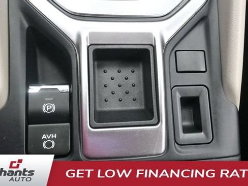 Used 2023 Subaru Forester AWD/4WD image 19