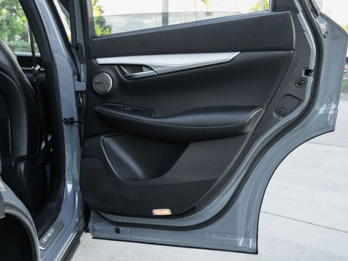 Used 2022 INFINITI QX50 Sensory image 34