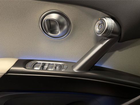 New 2026 Genesis GV60 RWD image 22