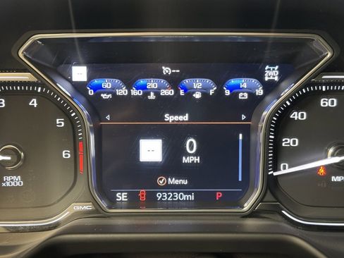 Used 2021 GMC Yukon SLT w/ SLT Premium Package image 36