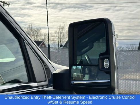 Used 2024 Chevrolet Silverado 2500 High Country w/ High Country Premium Package image 26