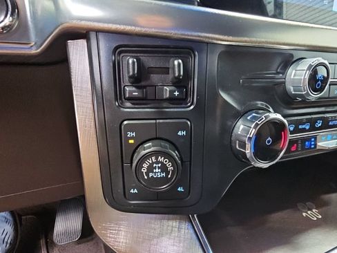 Used 2022 Ford F150 King Ranch w/ Equipment Group 601A High AWD/4WD image 23