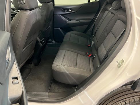 Used 2026 Chevrolet Equinox LT AWD/4WD image 22