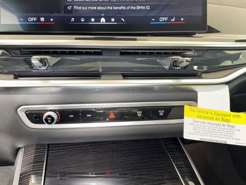 New 2026 BMW X5 xDrive40i w/ M Sport Package image 14