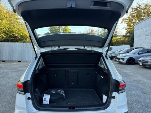 Used 2025 Volkswagen Taos S image 33