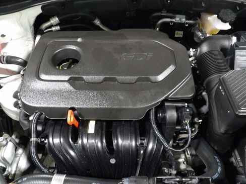 Used 2021 Kia Sportage LX AWD/4WD image 23