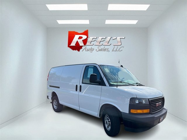 Used 2023 GMC Savana 2500 RWD image 3