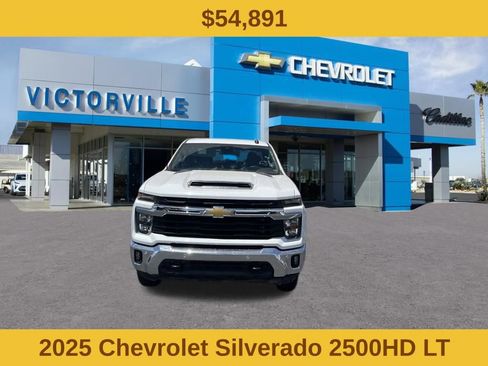 Used 2025 Chevrolet Silverado 2500 LT w/ Safety Package AWD/4WD image 2