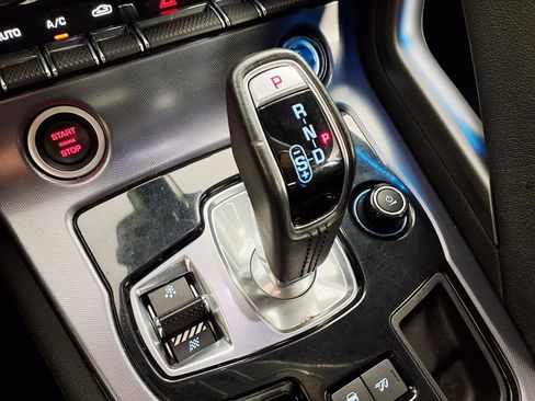 Used 2021 Jaguar F-TYPE Coupe image 19