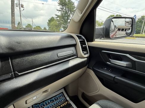 Used 2020 RAM 1500 Big Horn AWD/4WD image 25