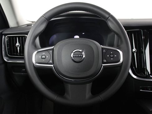 Certified 2024 Volvo S60 B5 Core image 8