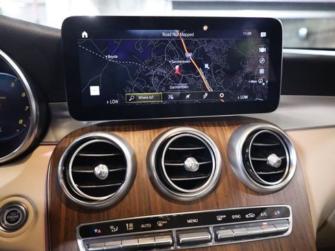 Used 2022 Mercedes-Benz GLC 300 4MATIC image 82