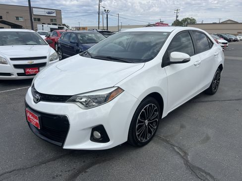 Used 2015 Toyota Corolla S FWD image 3