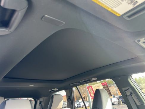 Used 2025 Lexus TX 500h AWD w/ Technology Package image 25