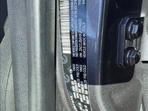 Used 2018 Jeep Renegade Sport w/ Power & Air Group image 22