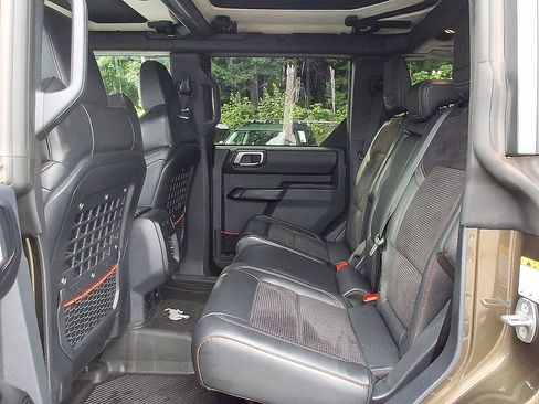 Certified 2025 Ford Bronco Raptor w/ Interior Carbon Fiber Pack AWD/4WD image 26