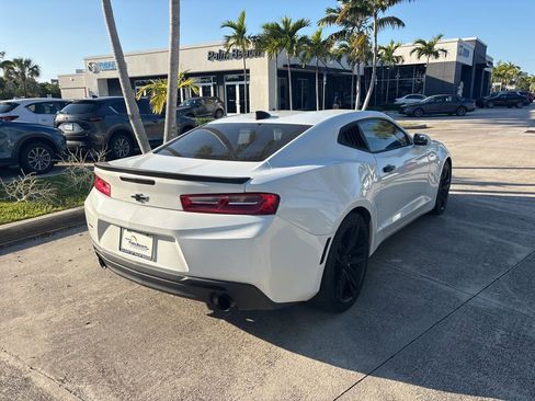 Used 2018 Chevrolet Camaro LT w/ RS Package image 5