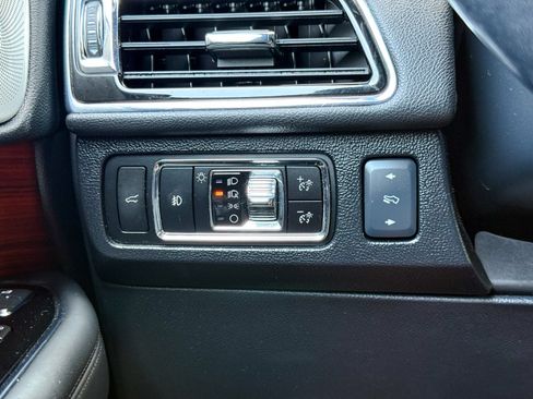 Used 2024 Lincoln Navigator L Reserve AWD/4WD image 33
