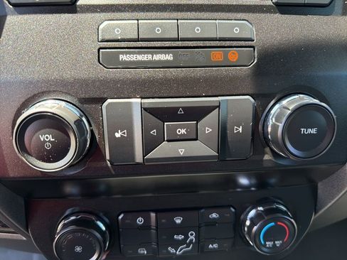 Used 2019 Ford F250 XL w/ Power Equipment Group AWD/4WD image 37