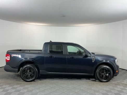 Used 2022 Ford Maverick AWD SuperCrew image 4
